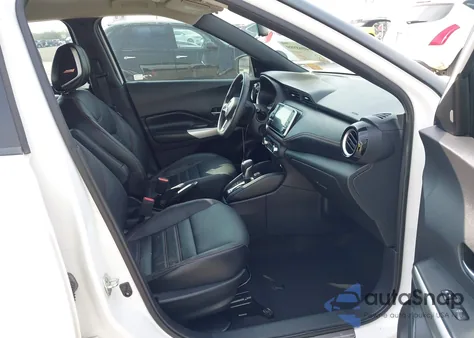 2019 Nissan Kicks Sr z USA, uszkodzony, nr VIN 3N1CP5CU8KL499269